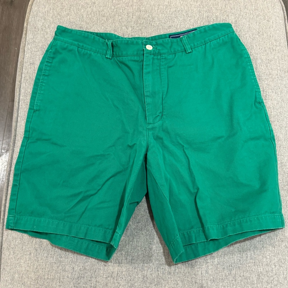 Men’s Vineyard Vines Shorts - Size 34